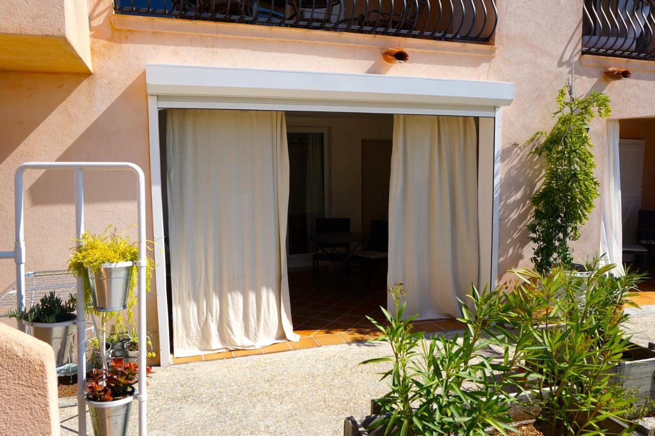 Lone Star House Bed & Breakfast Sainte-Maxime Bagian luar foto