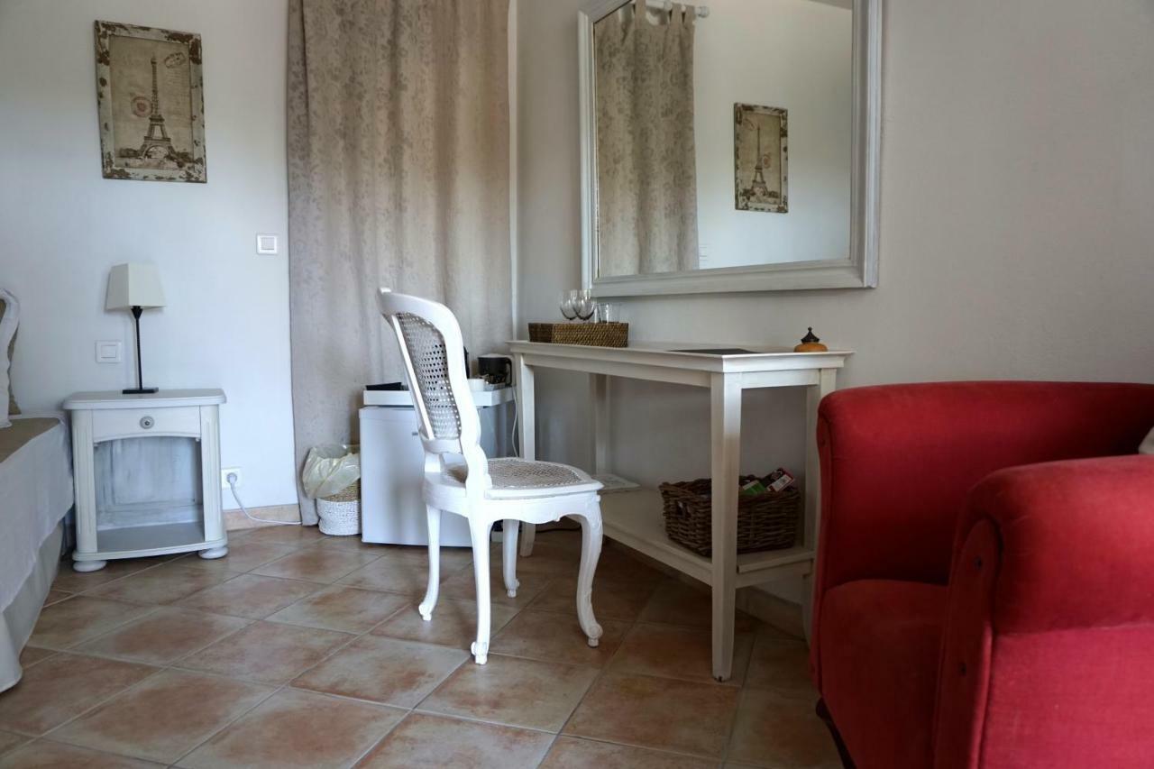 Lone Star House Bed & Breakfast Sainte-Maxime Bagian luar foto