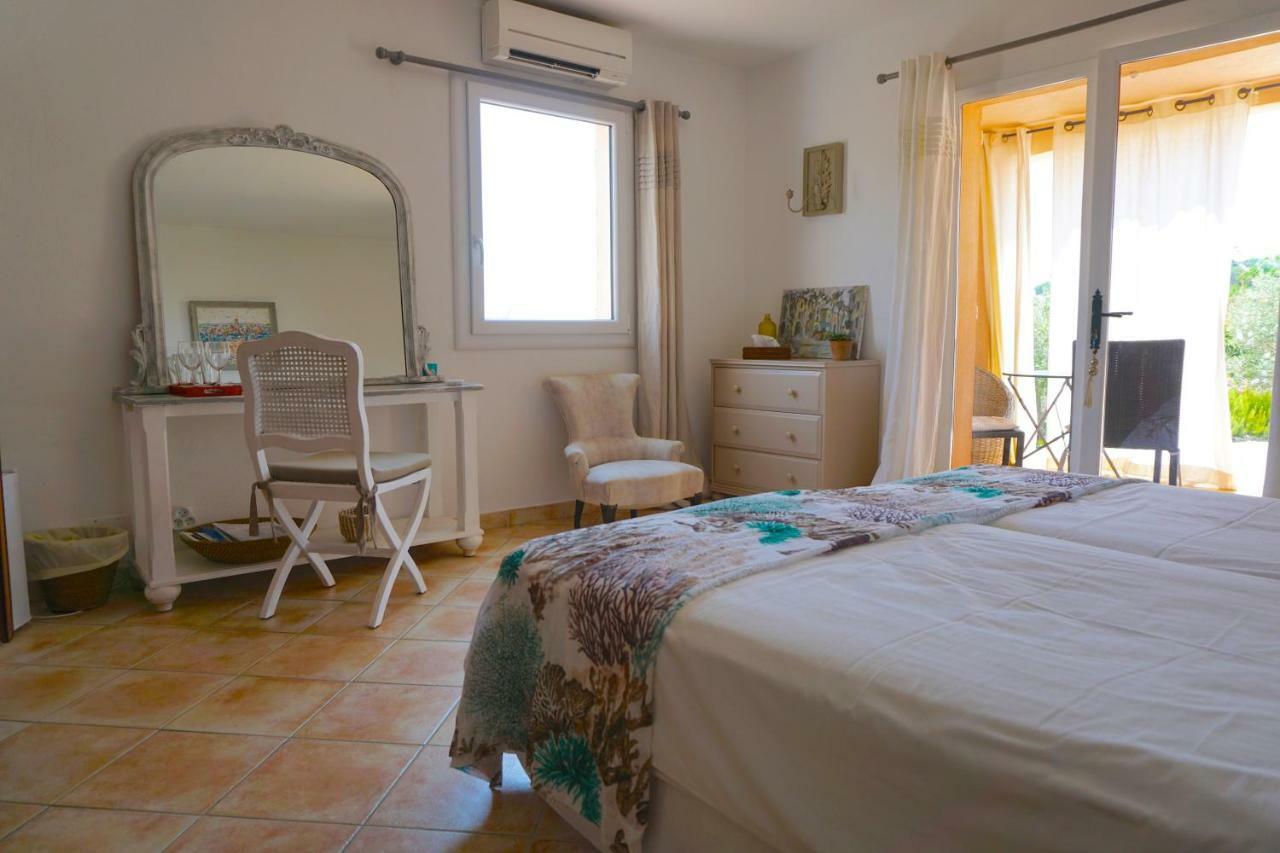 Lone Star House Bed & Breakfast Sainte-Maxime Bagian luar foto